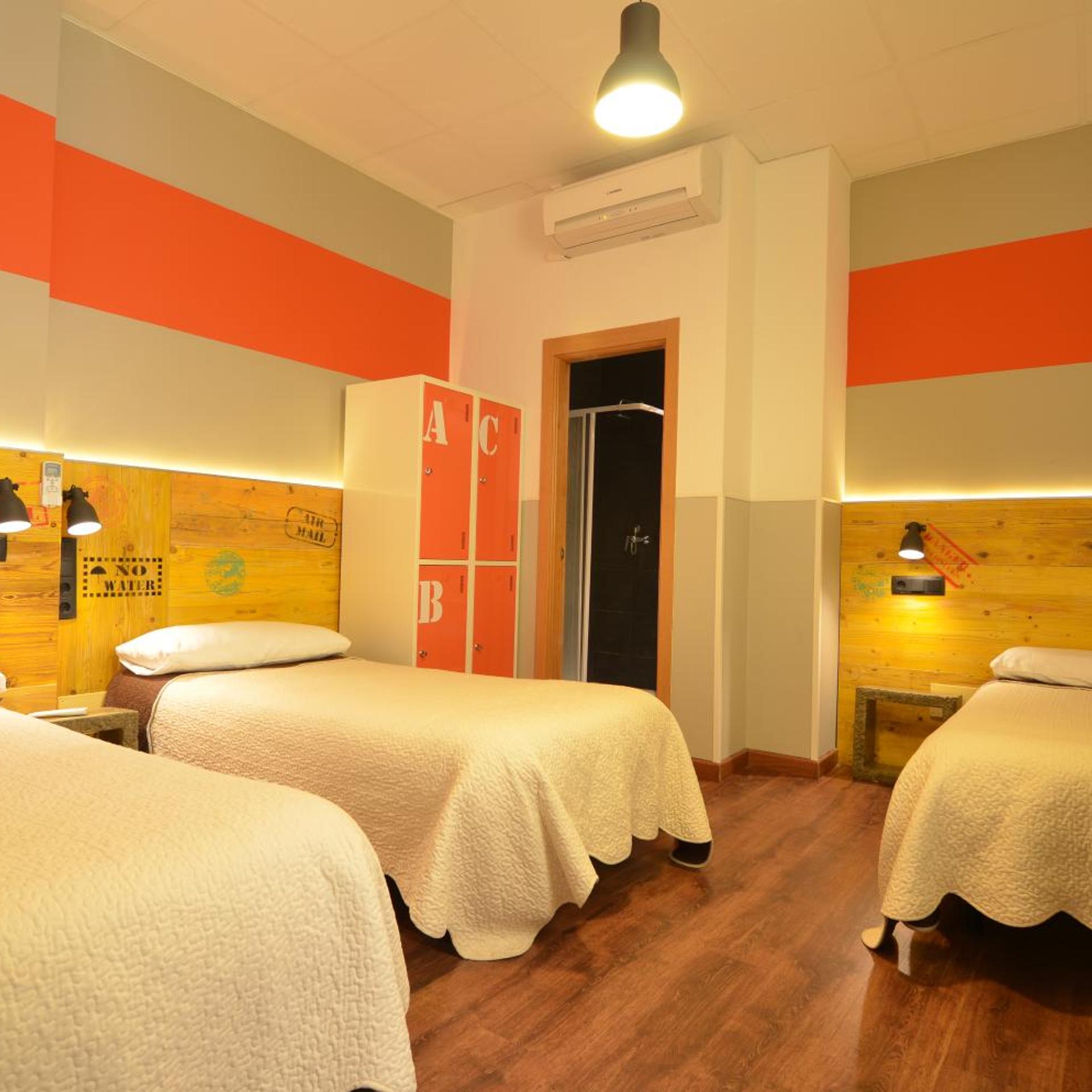 Room, Triple, Private Bathroom