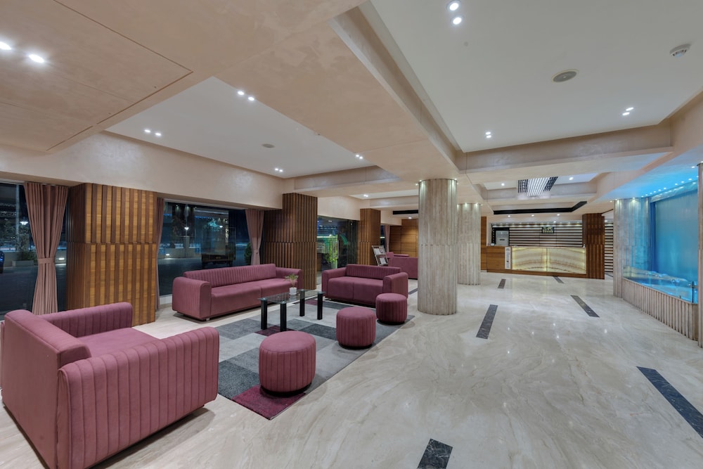 The Fern Residency Ellisbridge Ahmedabad 31/38