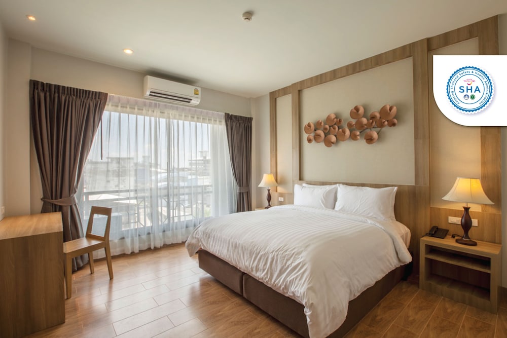 Civilize Hotel 24/64