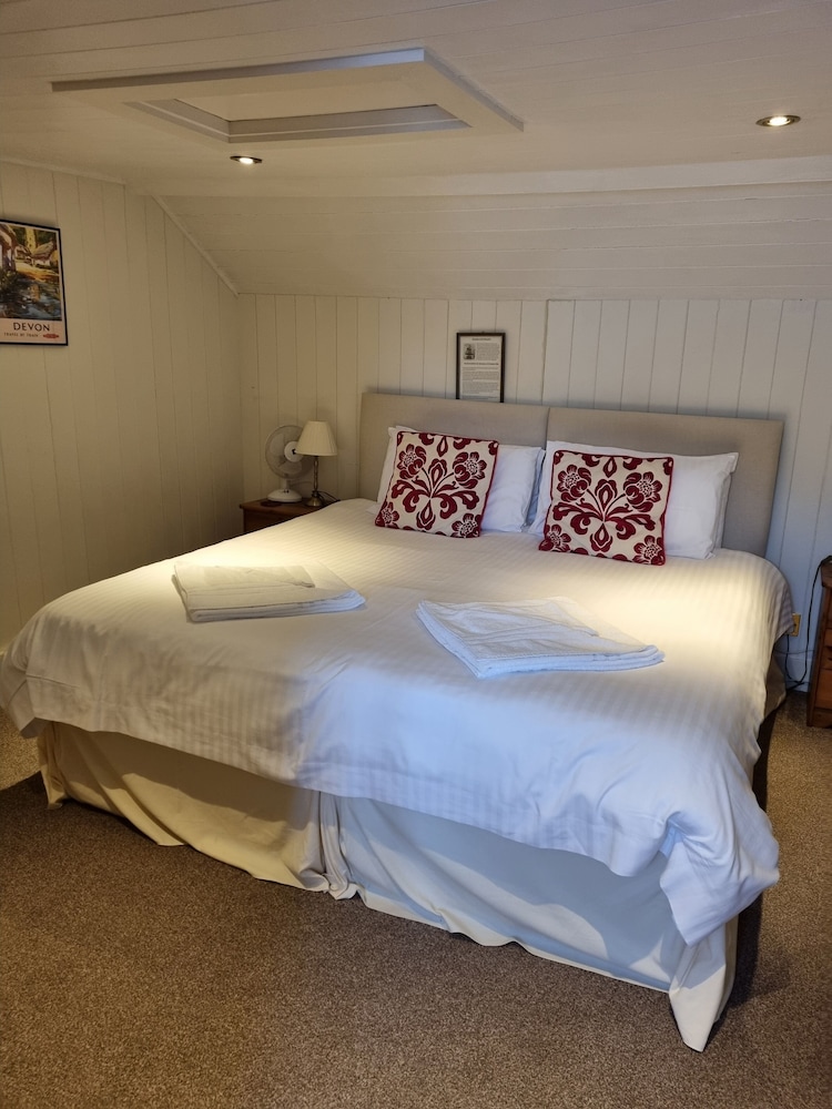 St Vincent Guest House 11/50