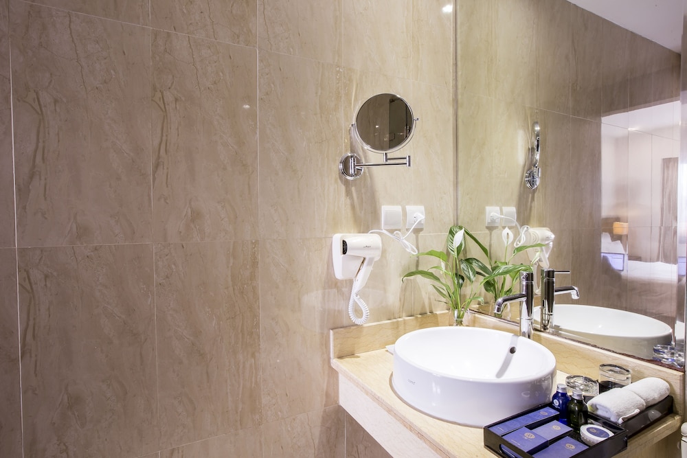 Authentic Hanoi Boutique Hotel 64/64