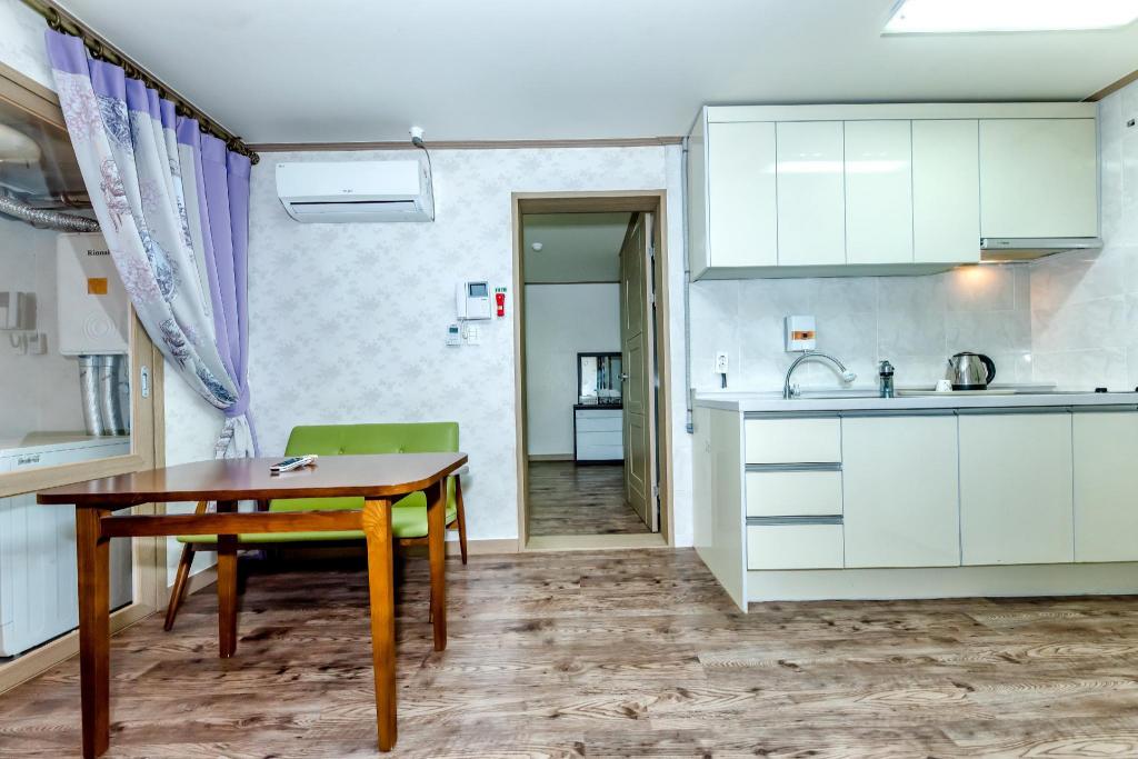 Tamragio Hotel 3/100