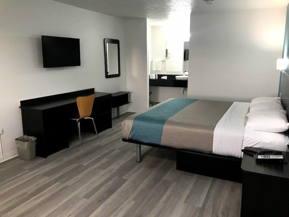 Motel6 Metropolis, IL 29/42