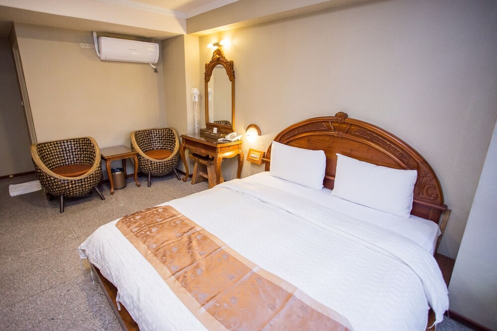 Mei Jia Mei Hotel 10/50