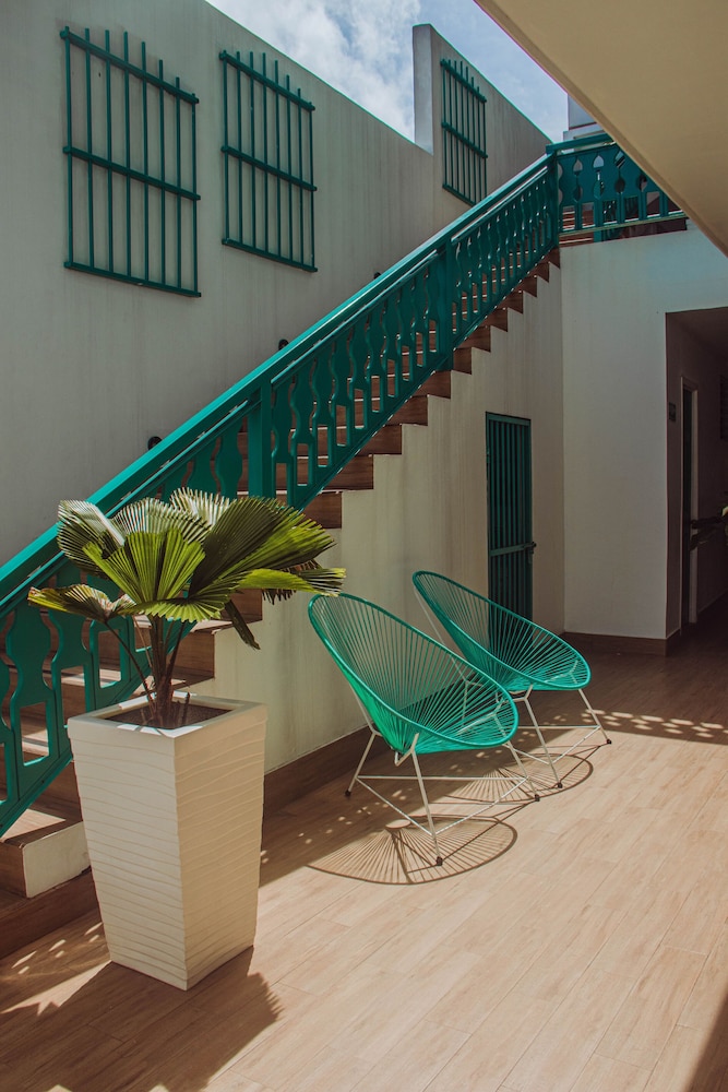 Hotel Casa Turquesa 66/73