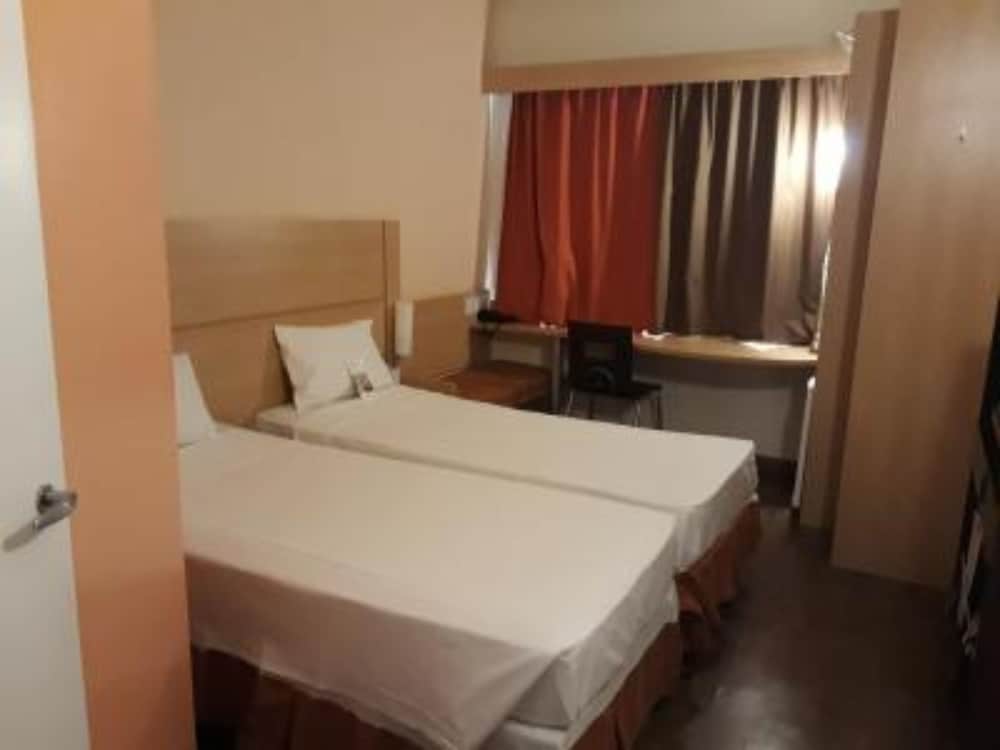 Ibis Barretos 13/50