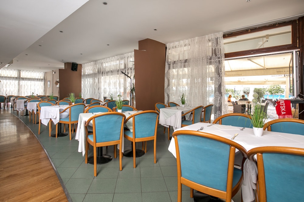 Jadran Hotel Sibenik 45/60