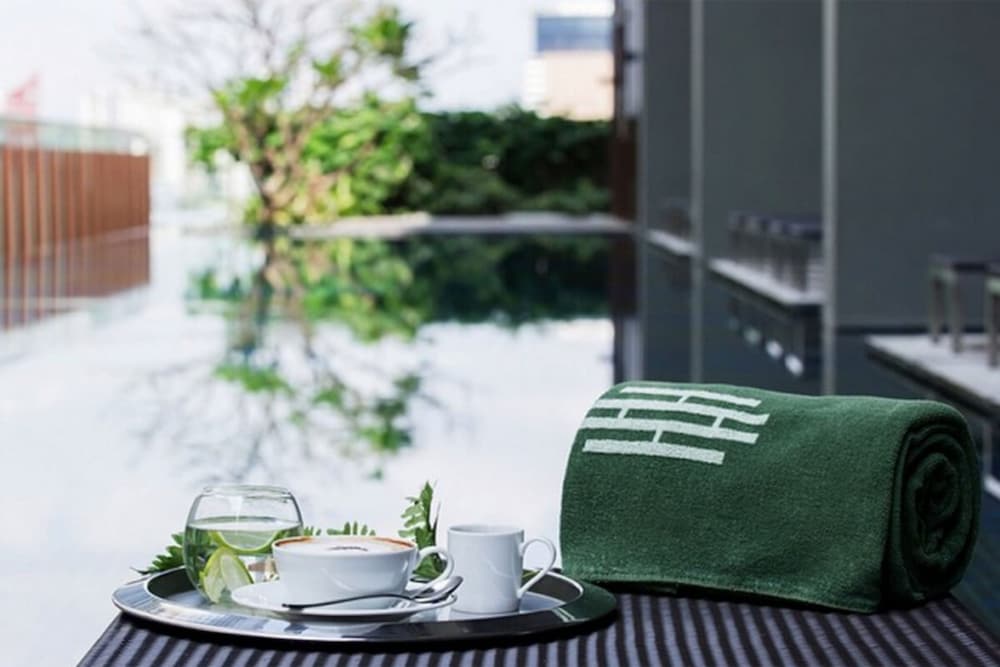 HANSAR BANGKOK 3/83