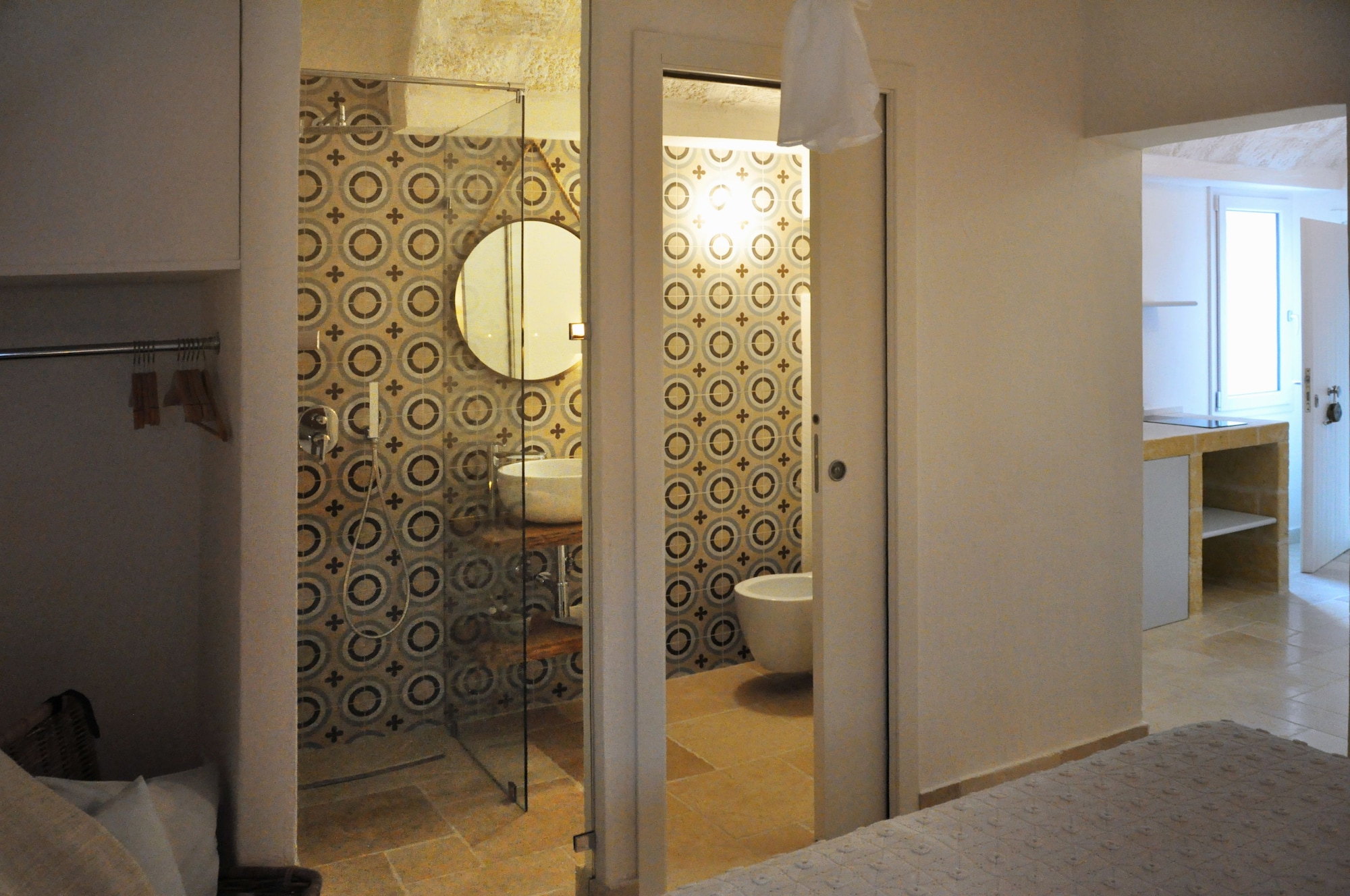 Posada, Luxury, Suite, King Bed, Courtyard View, Sofa