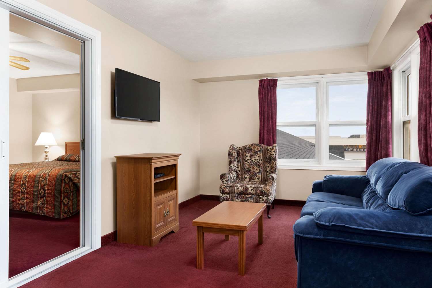 Travelodge by Wyndham Port Elgin 18/28