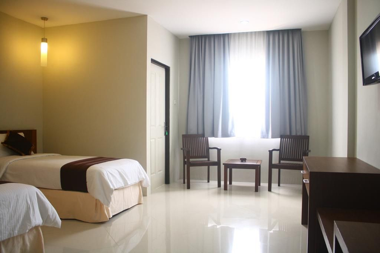 Mataram Square Hotel 4/10