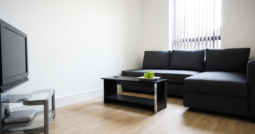 ANDORA APARTMENTS 15/21