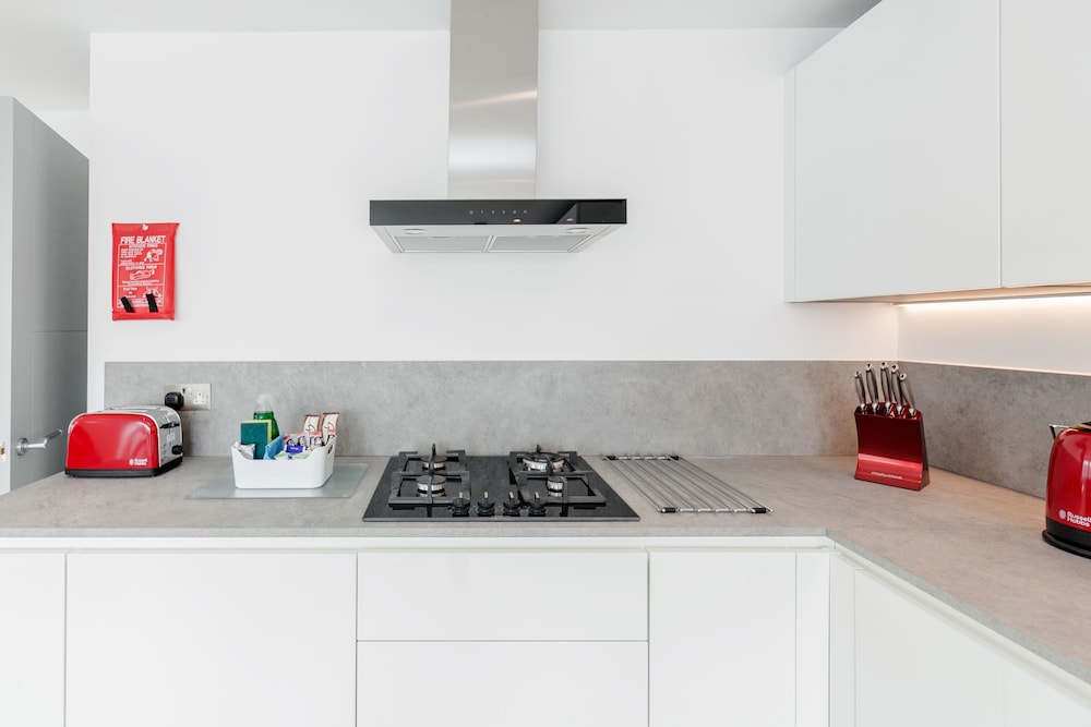 Roomspace Apartments -Walpole Court 8/50