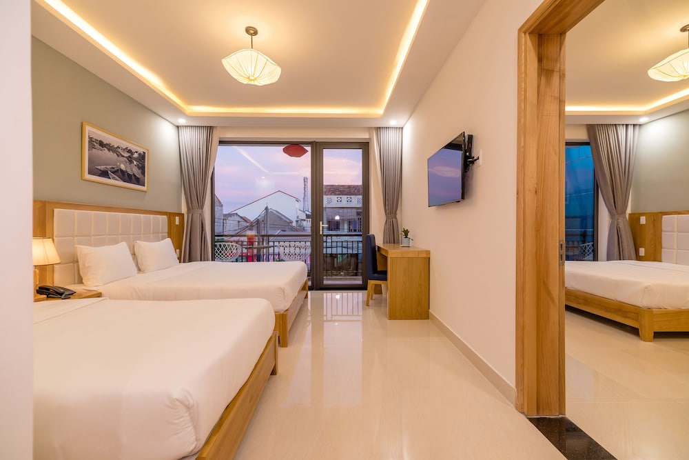 2 BEDROOMS, MIXED DORM, FAMILY
