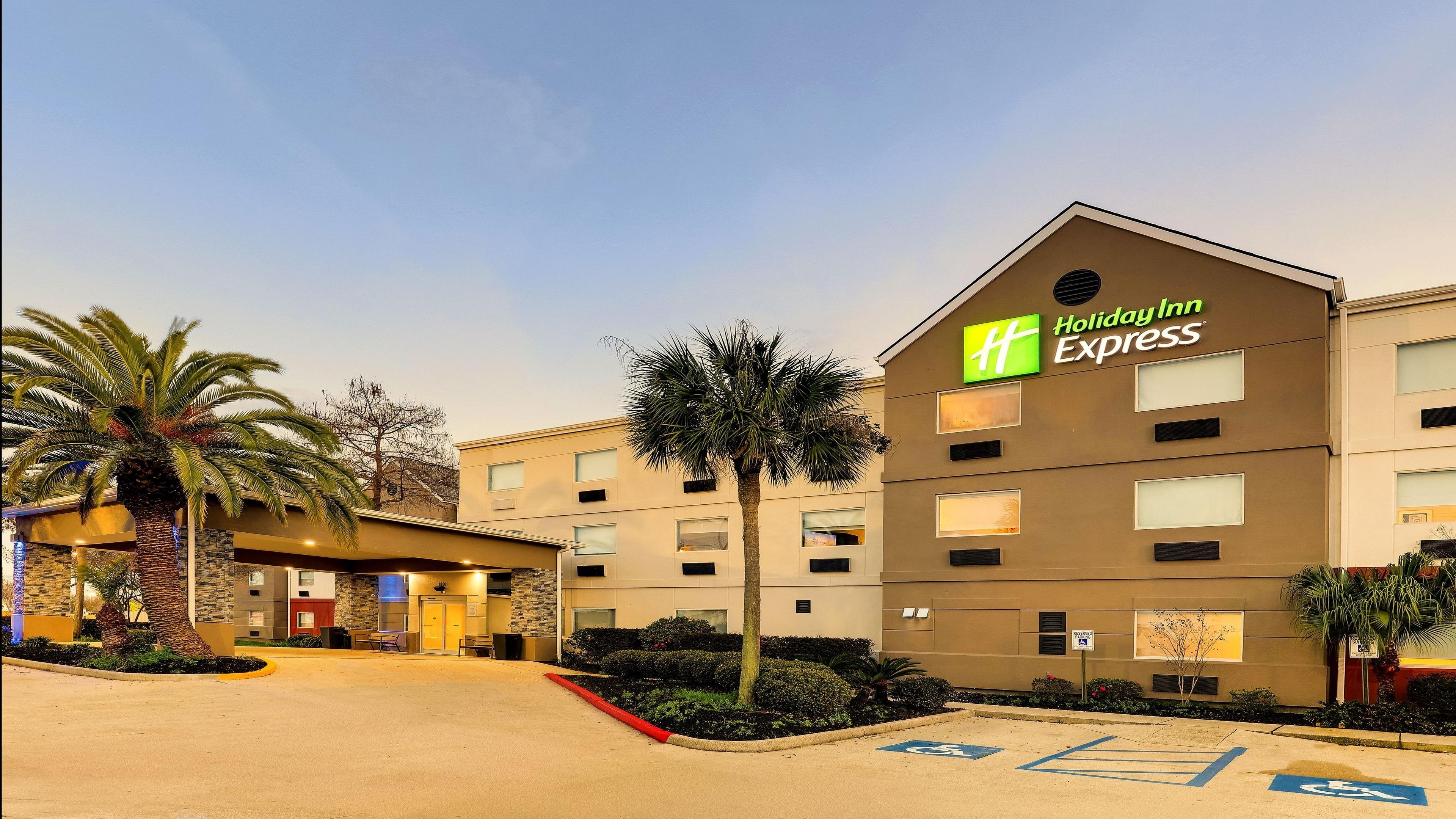 Holiday Inn Express Kenner New Orleans Airport an IHG Hotel 42/50