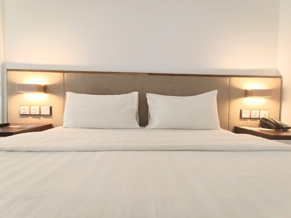 Grand Zuri Ketapang 14/58