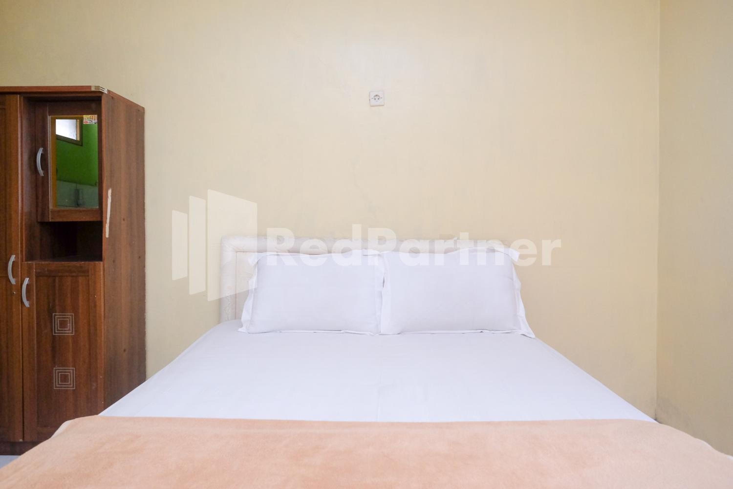 OYO 3206 Hotel Sido Langgeng 28/50