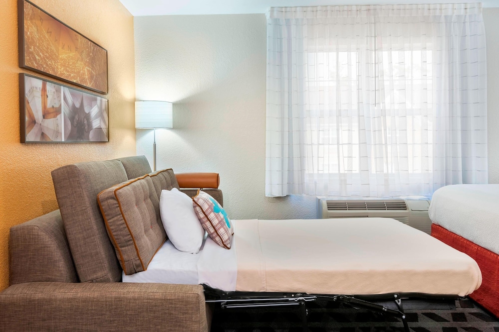 TownePlace Suites by Marriott Savannah Midtown 18/30