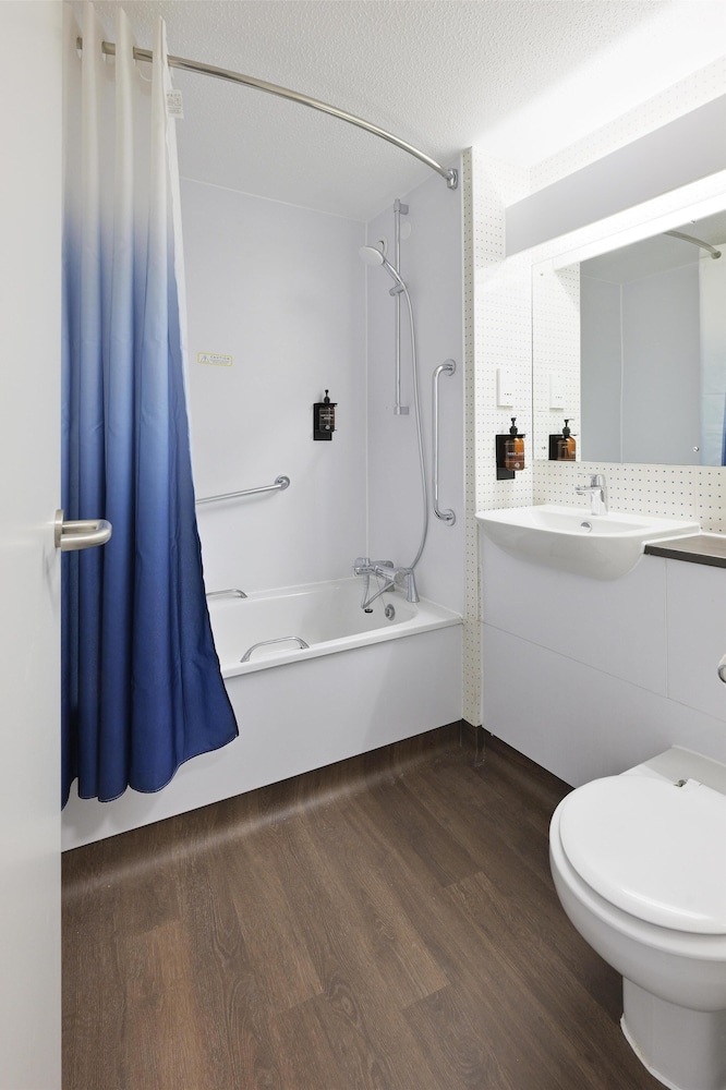 Travelodge York Tadcaster 20/22