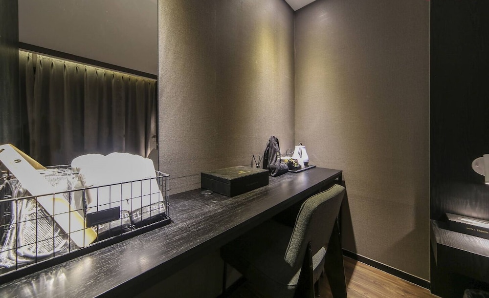 Hotel Frenchcode 50/50