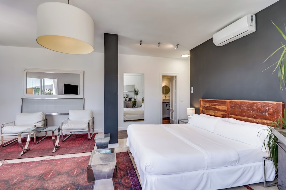 Molo 44 Suites Puerto Banus 20/85