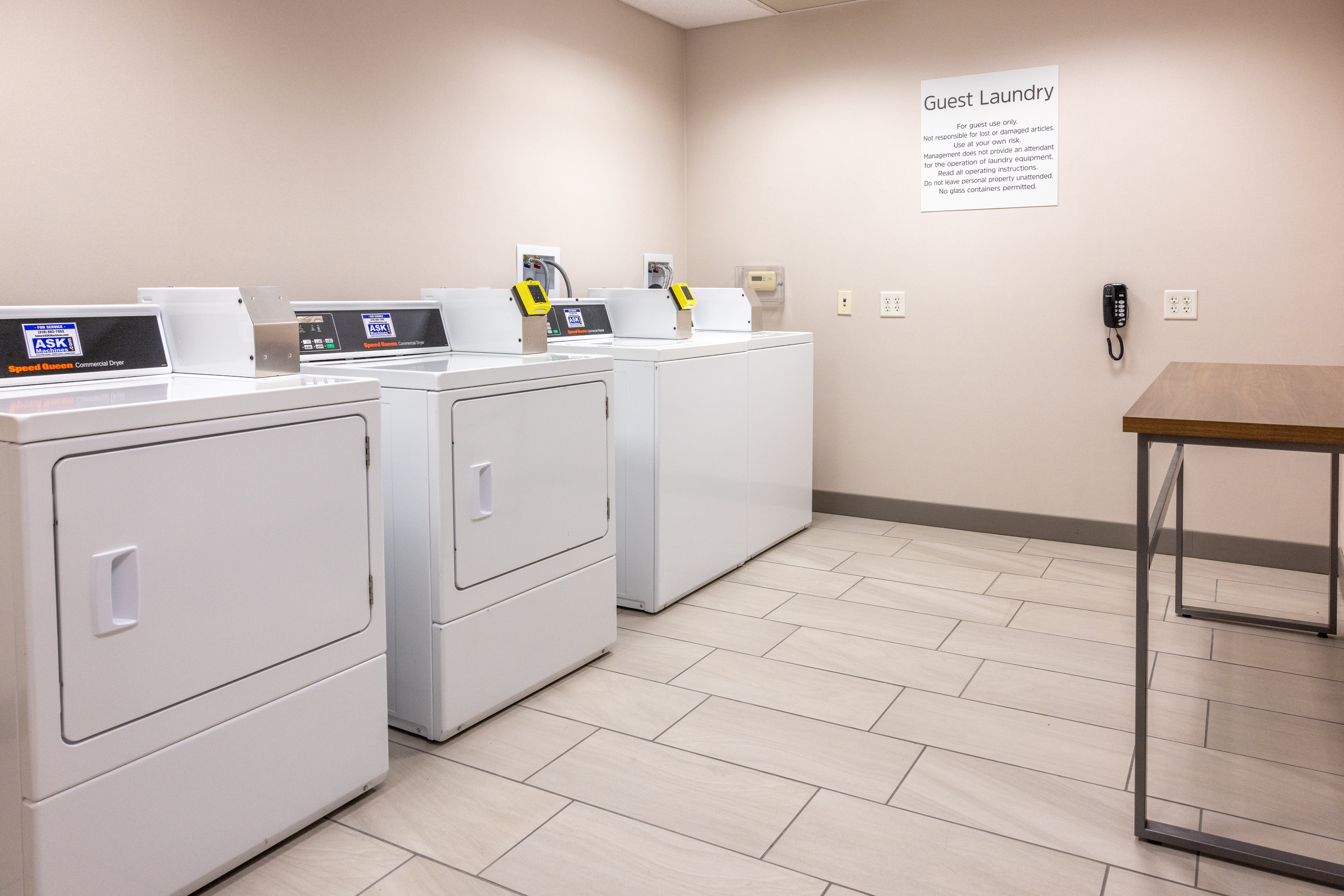 Holiday Inn Express Hotel And Suites Wichita Airport 10/58