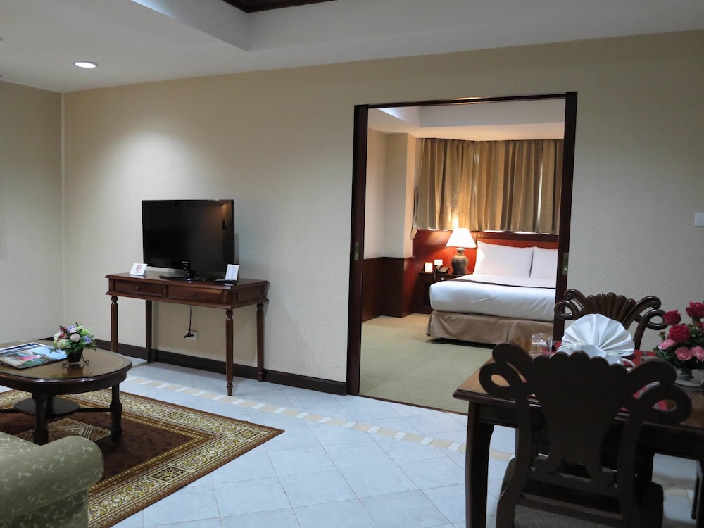 The Grand Sathorn 43/56