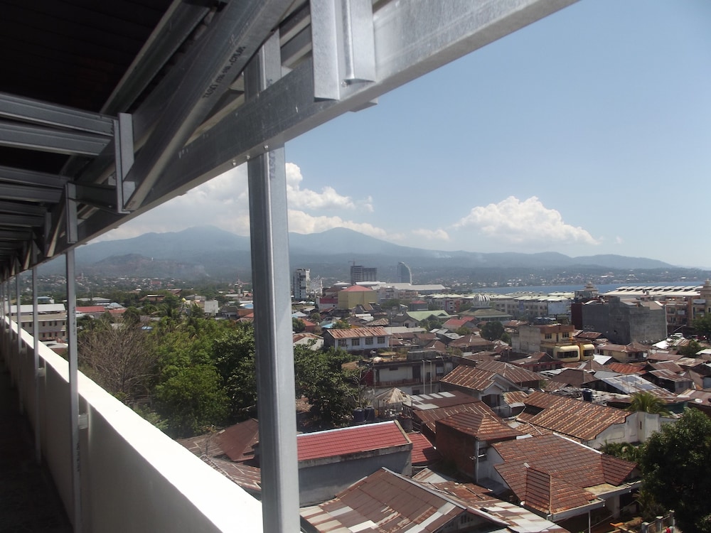 Manado Inn Hotel 17/17