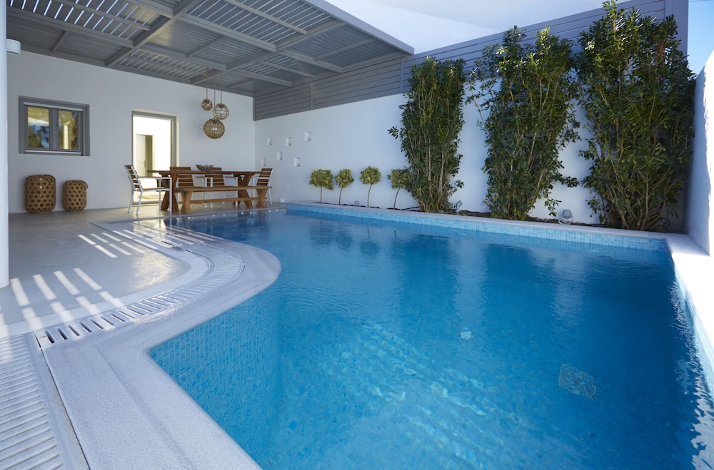 Eolia Kamari Villa 19/34