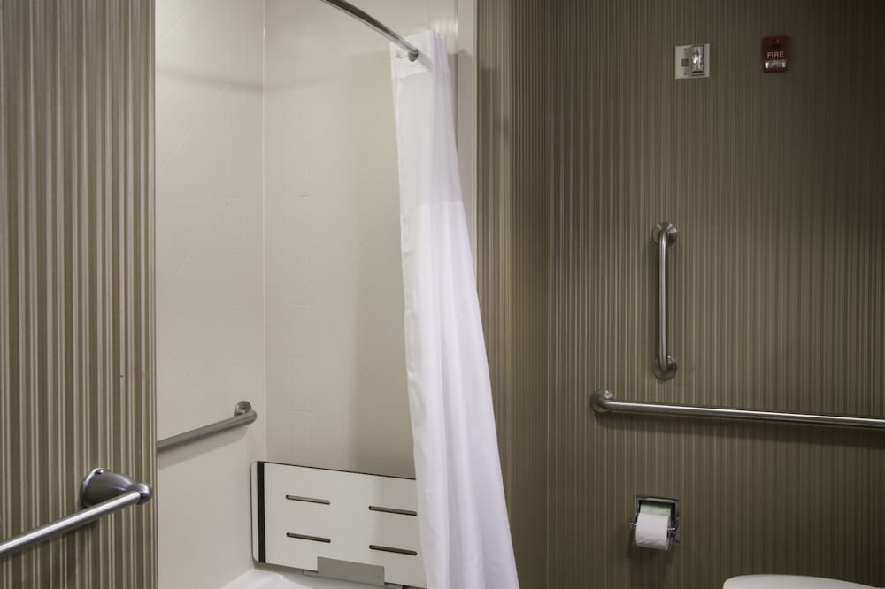 Hampton Inn Oxford Conference Center 20/82