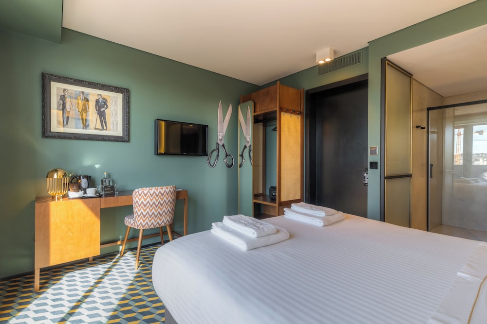 Metier Boutique Hotel 38/76
