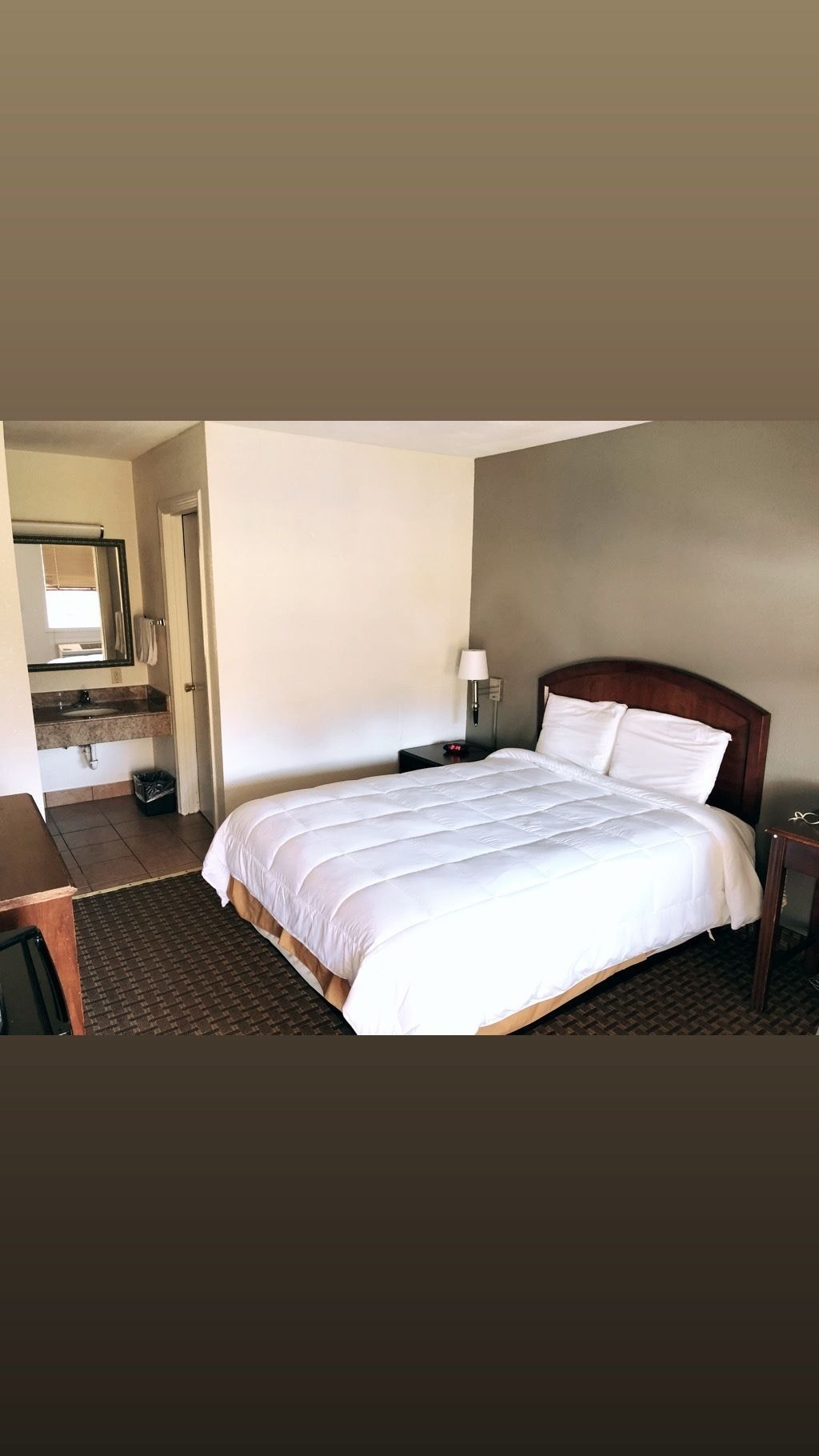 Room, Queen Bed