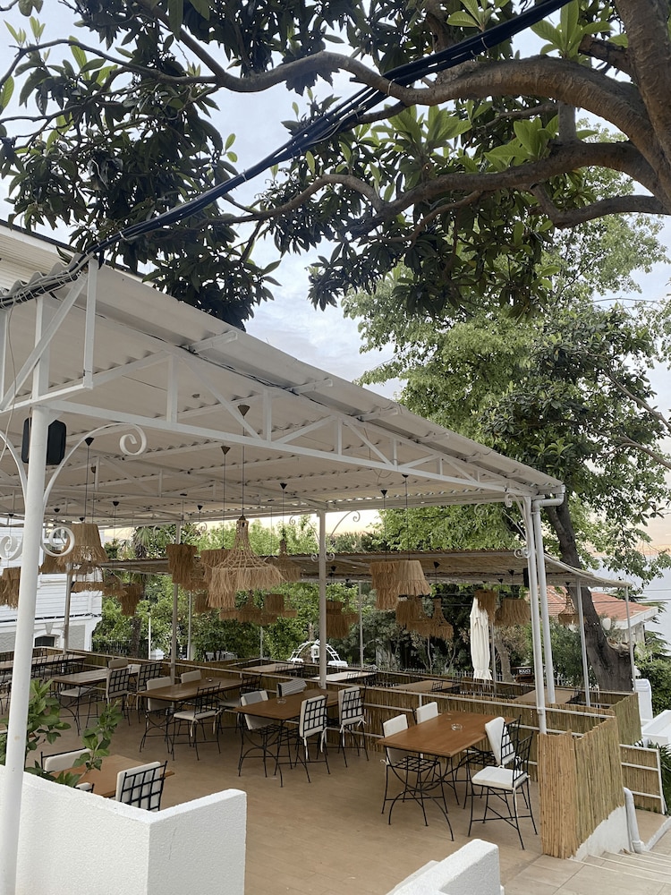 Ikigai Hotel Villa Rifat 2/50