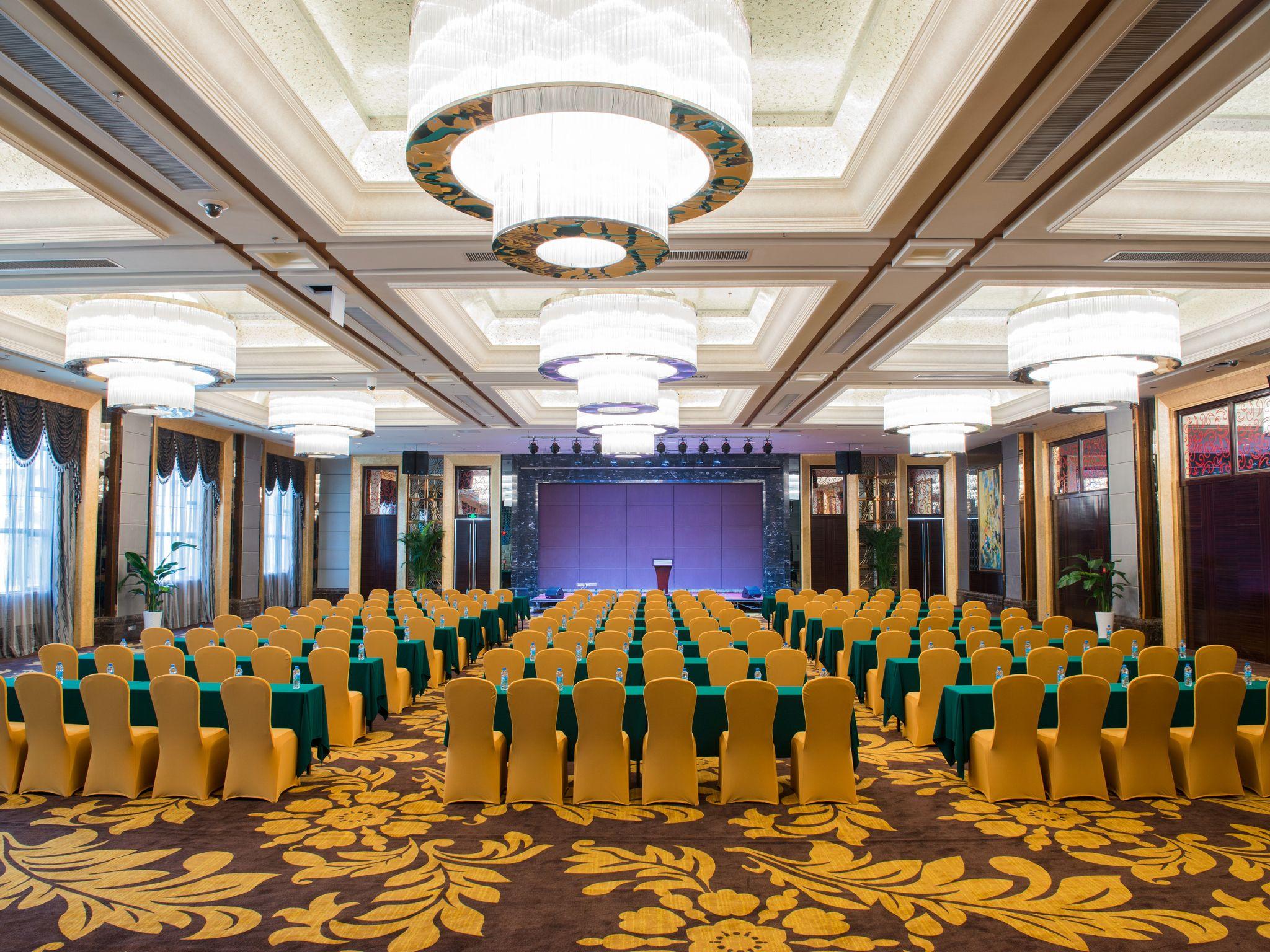 Country Garden Phoenix Hotel Yangshan 45/57