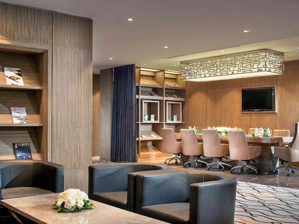 Sofitel Zhengzhou International 38/48