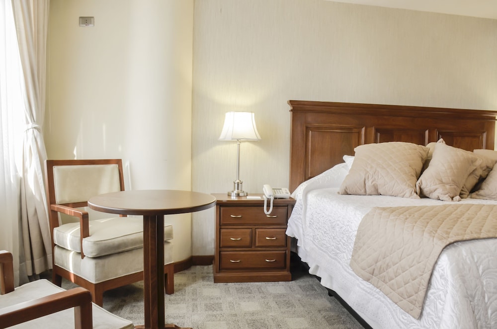 GRAN HOTEL TOLOMA 21/68