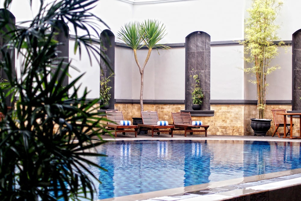 Swiss Belhotel Borneo Samarinda 36/68