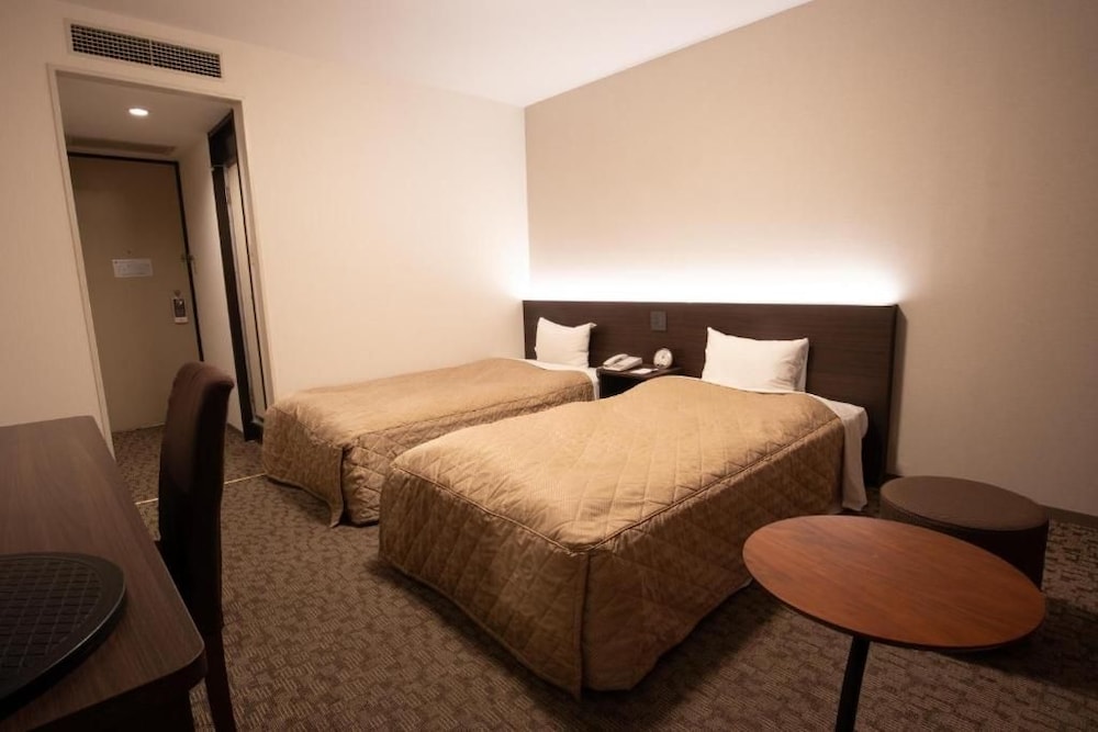 HOTEL SUNROUTE MATSUYAMA 11/45
