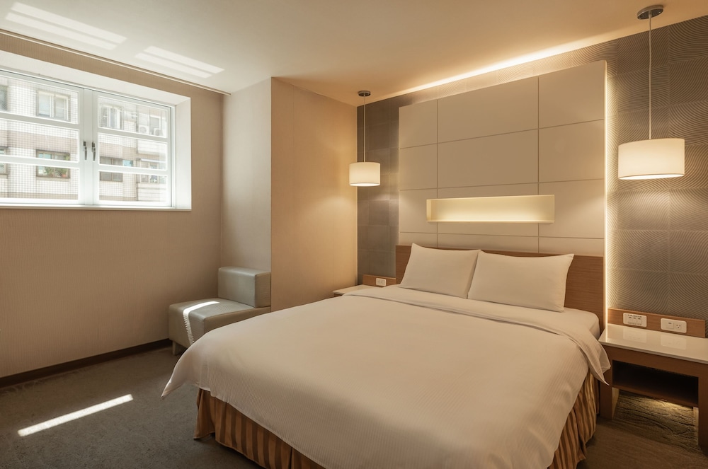 Business, Double Bed