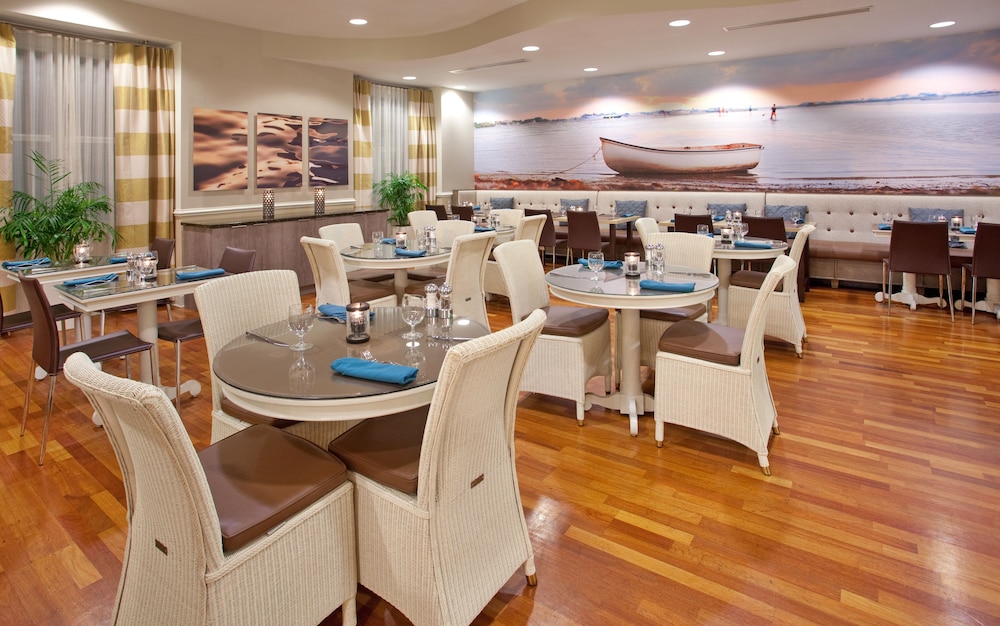 voco Sarasota, an IHG Hotel 54/71
