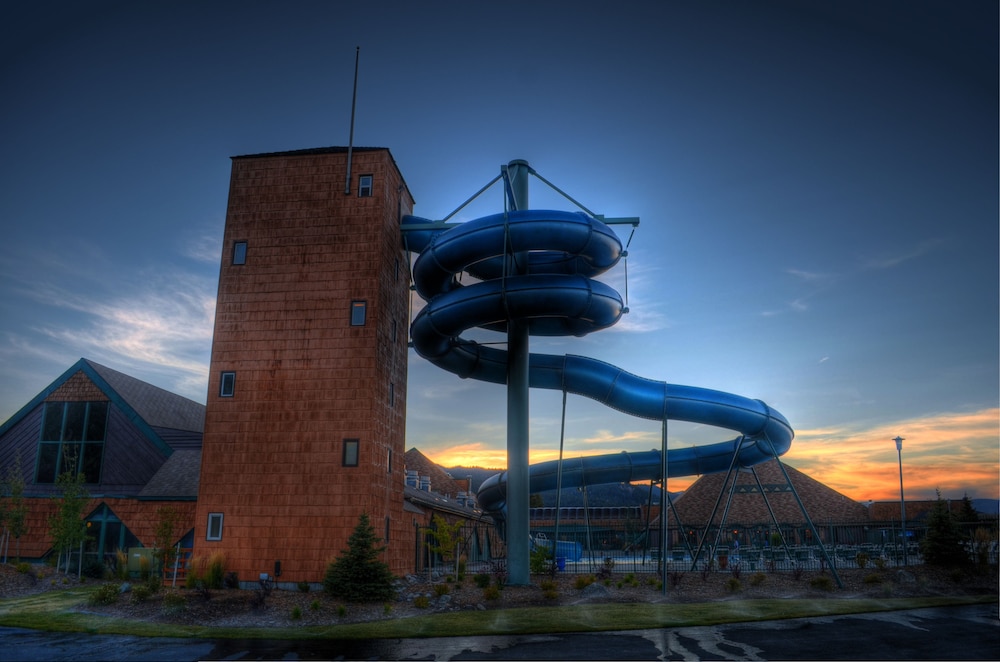 Fairmont Hot Springs Resort 50/54