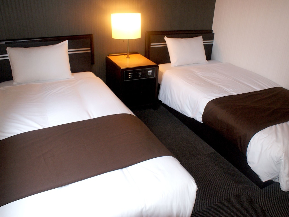 Hotel Livemax BUDGET Naha 13/45