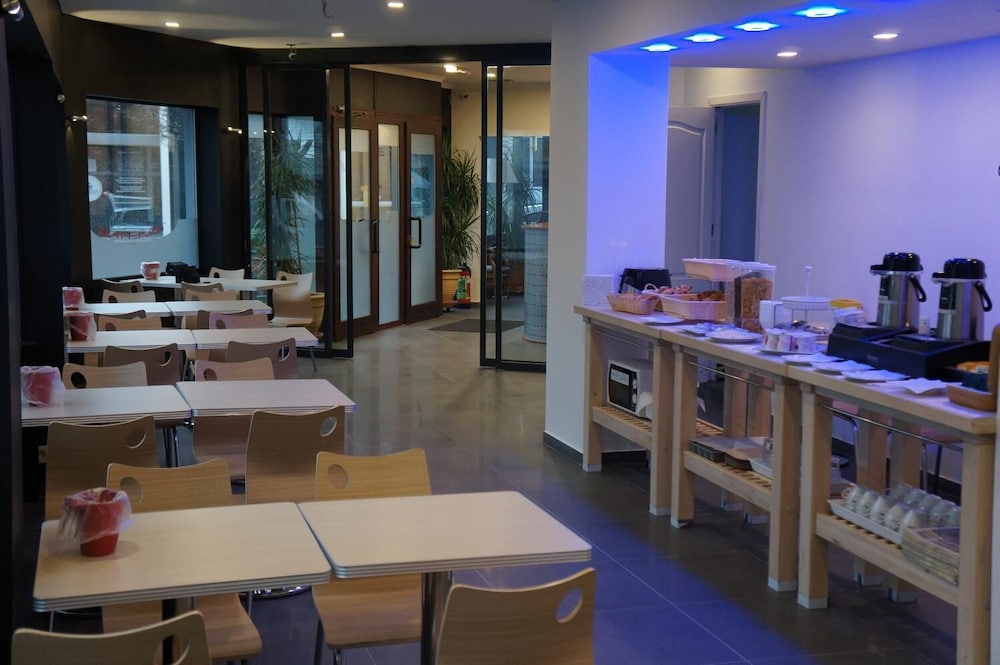 Hotel Evergreen 26/31