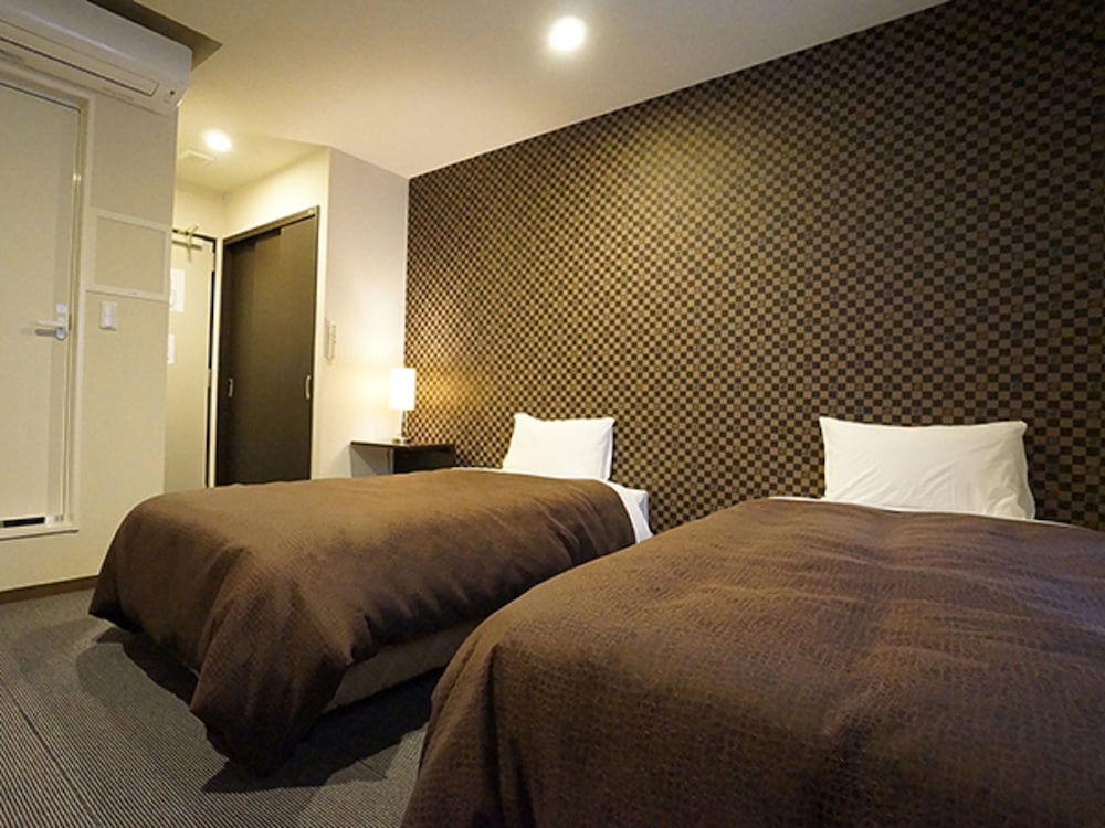 Hotel Livemax Himeji Ekimae 20/42