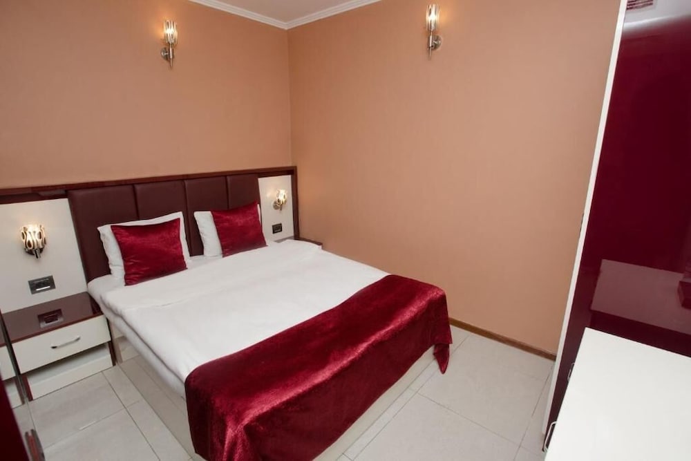 Clover Hotel Baku 19/50