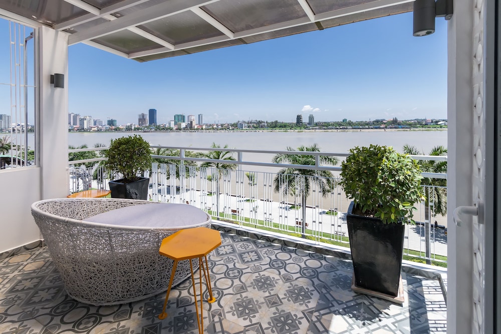 Tao Riverside Residence 10/50