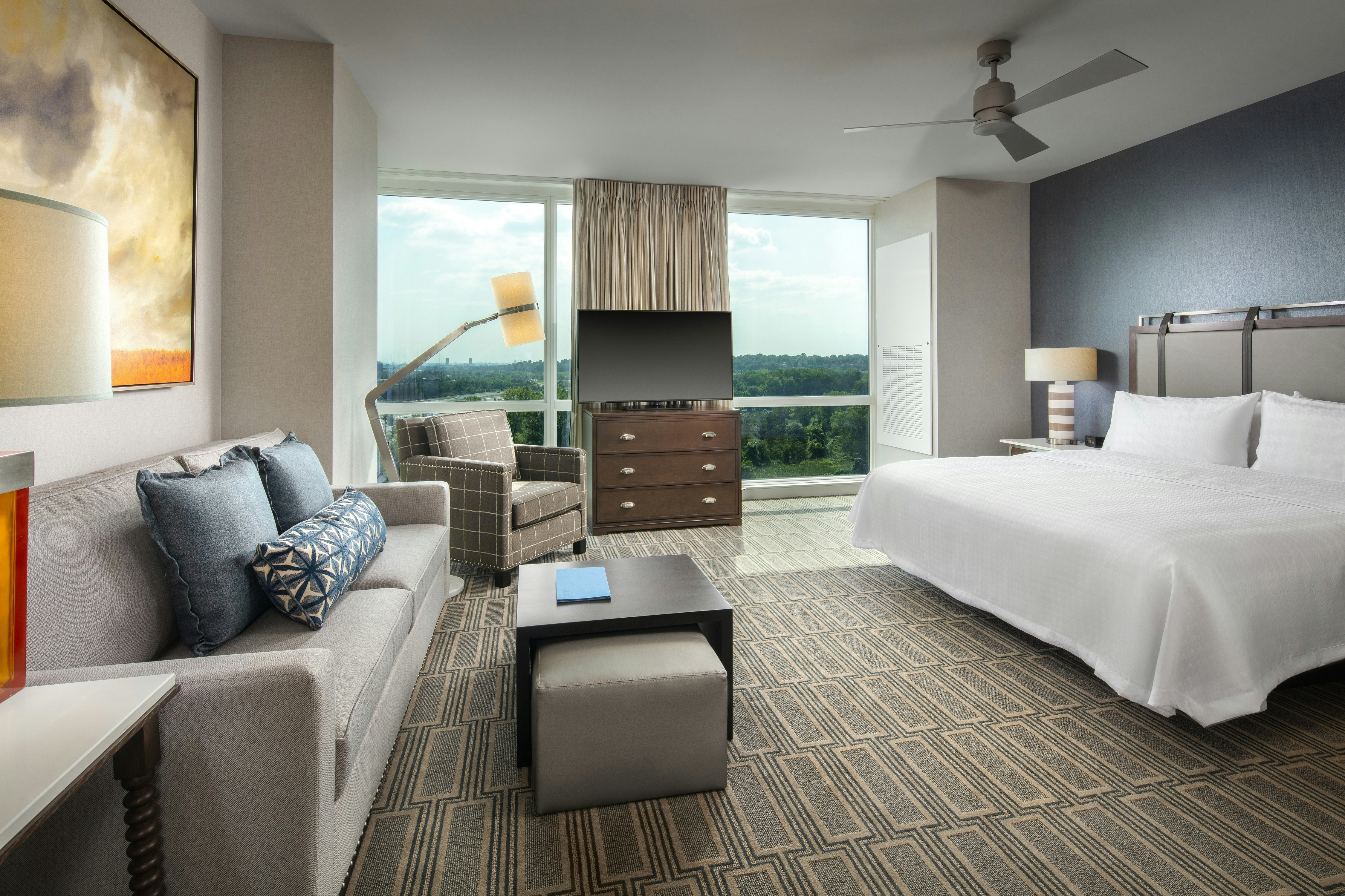 1 Bedroom, Suite, King Bed