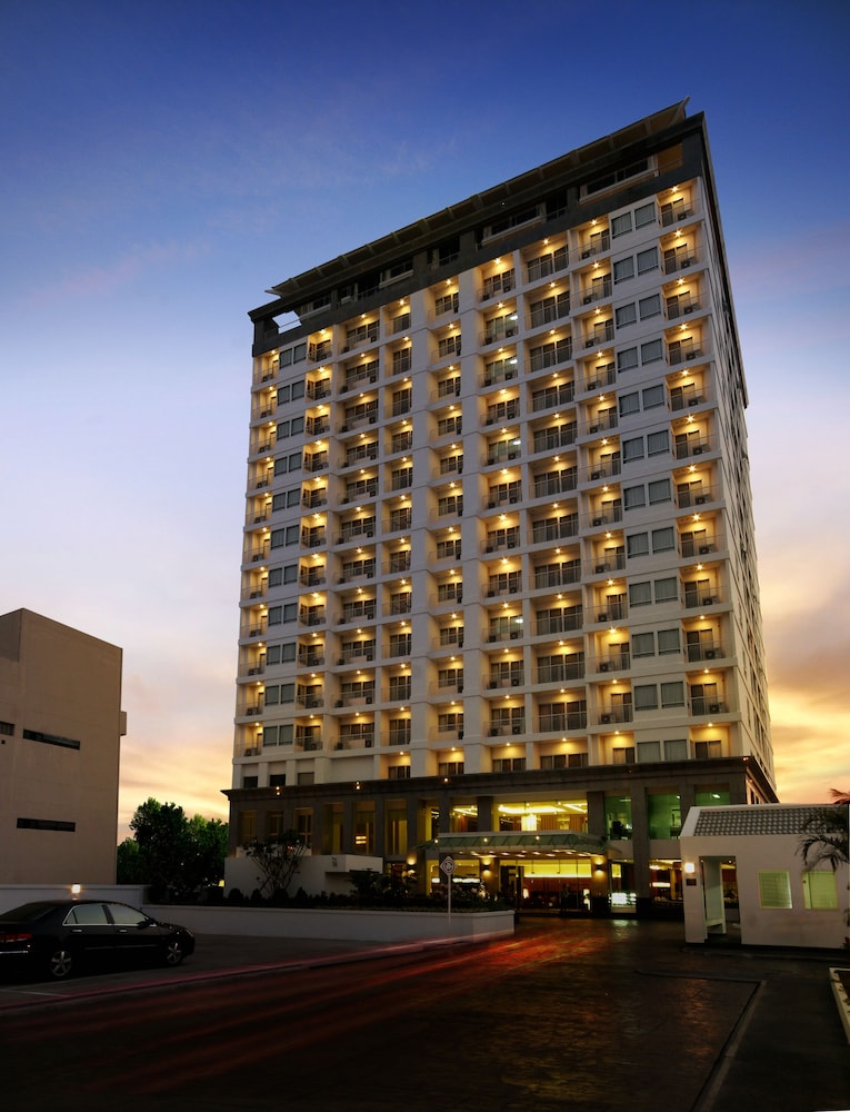 Kantary Hotel 5/76