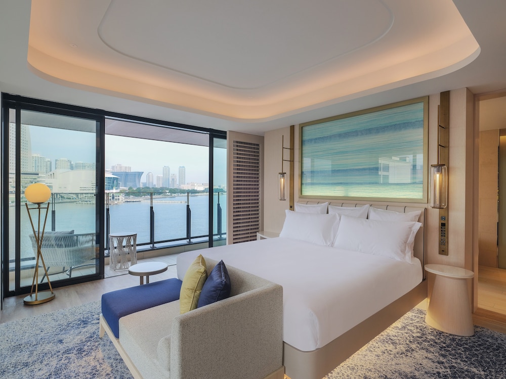 Intercontinental Yokohama Pier 8 53/78