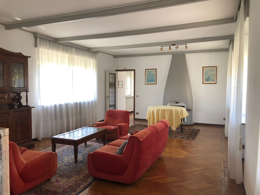 Hotel La Fontana 54/76